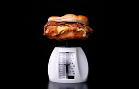 Burger on scales - can what we eat reduce our risk of heart disease?