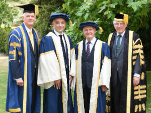 The inductees to the University of Reading College of Benefactors with the Vice-Chancellor (L) and Chancellor (R)