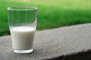 Reading researchers helped show how men can benefit from consuming dairy products