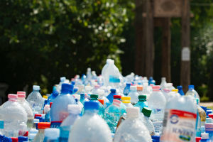 The University of Reading is trialling a drinks dispensing scheme that has reduced plastic bottle waste on campus