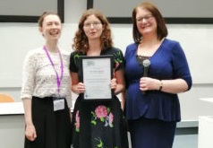 Dr Alana James (centre), Higher Education Psychology Teacher of the Year 2019, with Martha Bailes (left), Publishing Editor, Oxford University Press, and Dr Julie Hulme (right), Chair of DARTP.