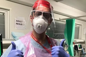 A nurse in A&E wearing PPE